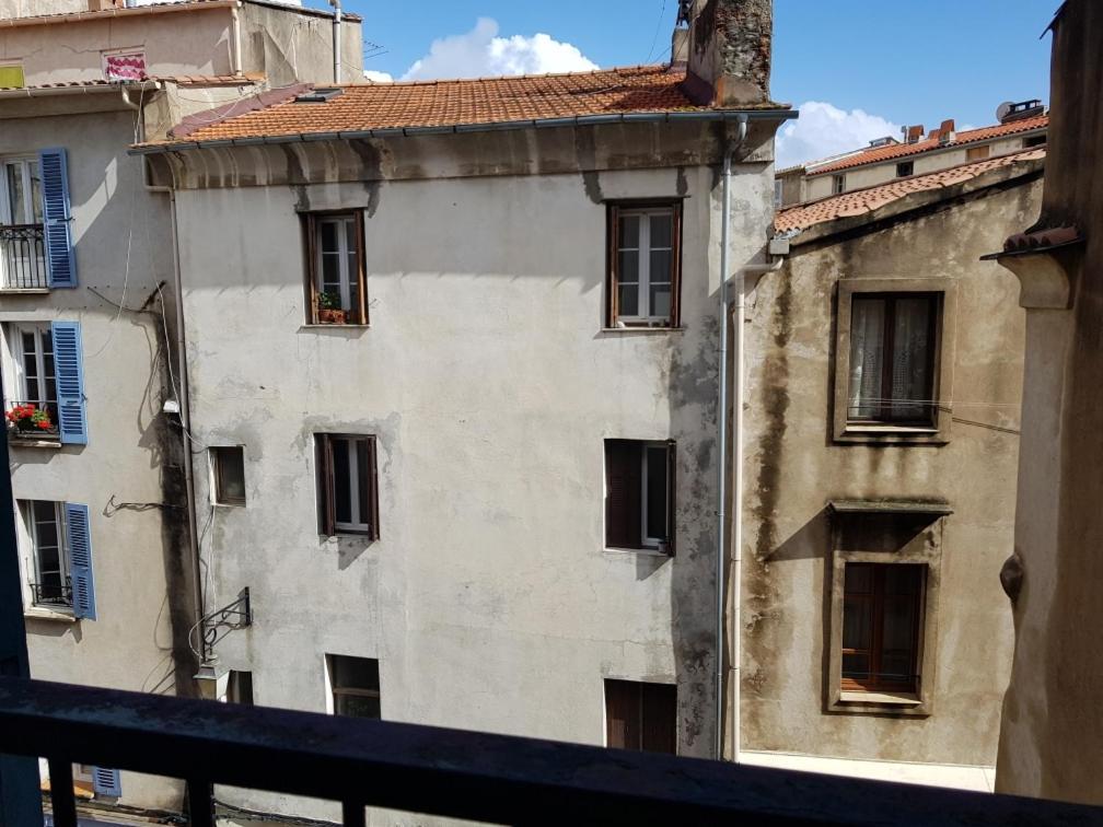 Ajaccio Vielle Ville Imperiale Grand Studio Pour 3 A 4 Personnes A Proximite Du Port Et Des Plus Belles Plages 外观 照片